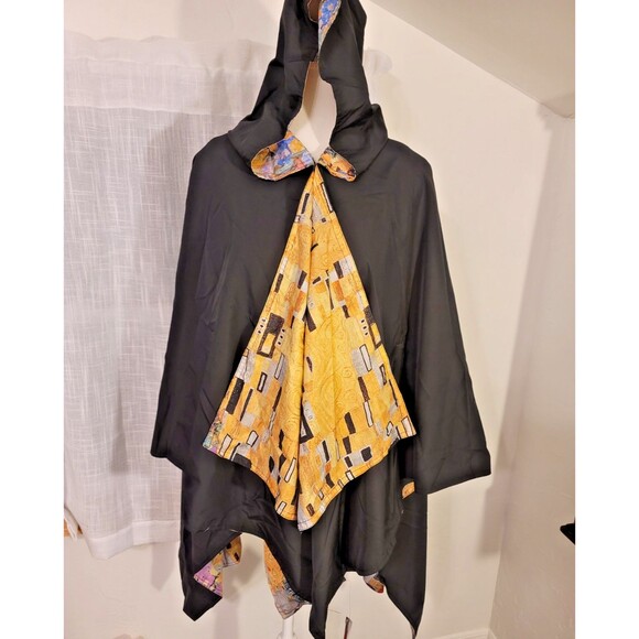 Gustav Klimt The Kiss Galleria Rain Cape w/Hood Travel Pouch Reversible One Size - Picture 1 of 14